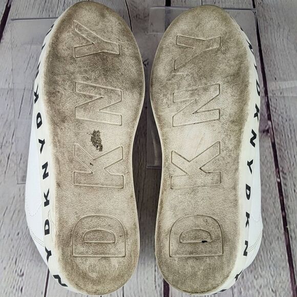 DKNY (Donna Karan) Banson Sneaker - Picture 6 of 8